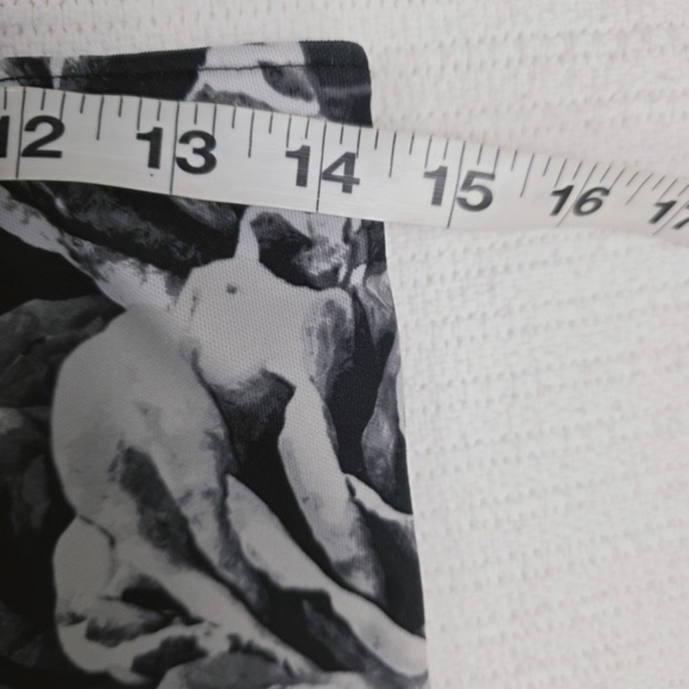 Apt. 9 Pencil Skirt Size Medium M Floral Print Black Gray Below Knee Straight - Picture 4 of 5